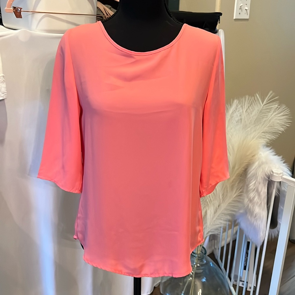 High low mid sleeve blouse with silver back detailing